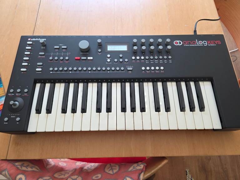 Elektron Analog Keys synth with Decksaver cover
