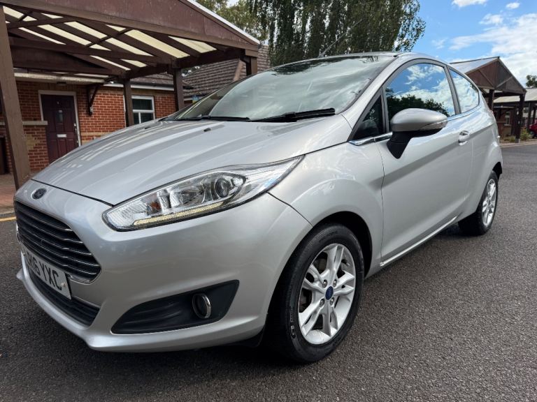 FORD FIESTA ZETEC TURBO 1.0L PETROL 2016 ULEZ FREE DRIVES GOOD 