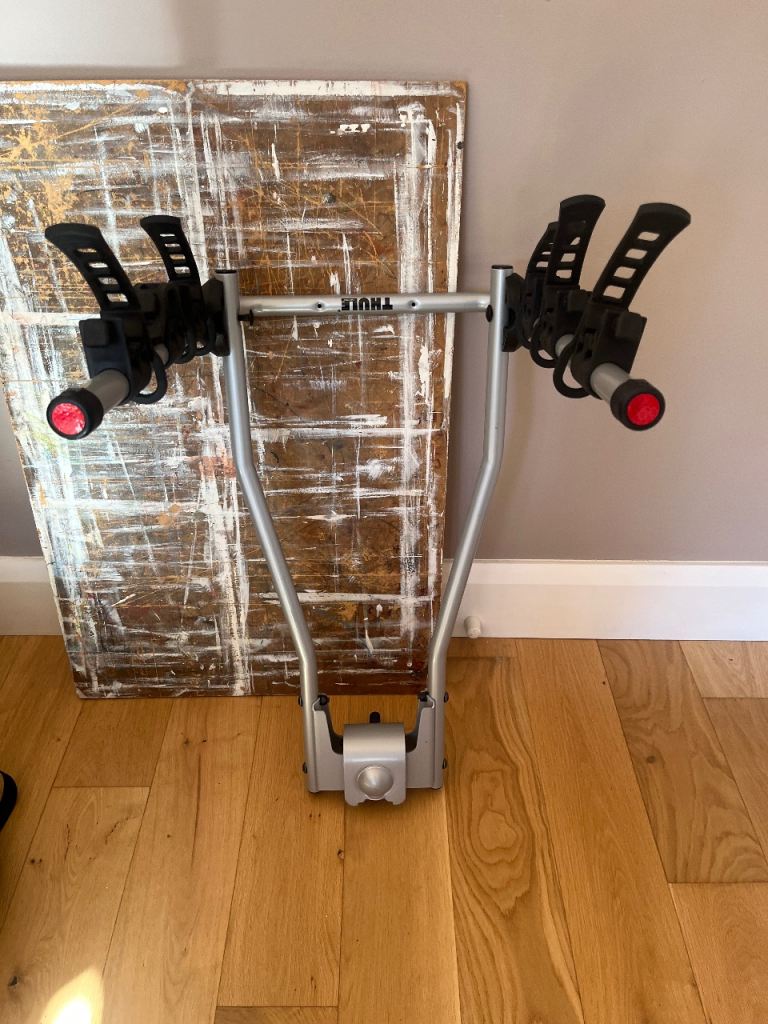 Thule tow bar bike rack