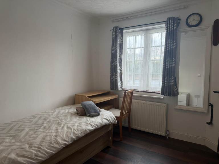 Ground Floor 3 Bedroom Flat at Uxbridge - All Bills Included