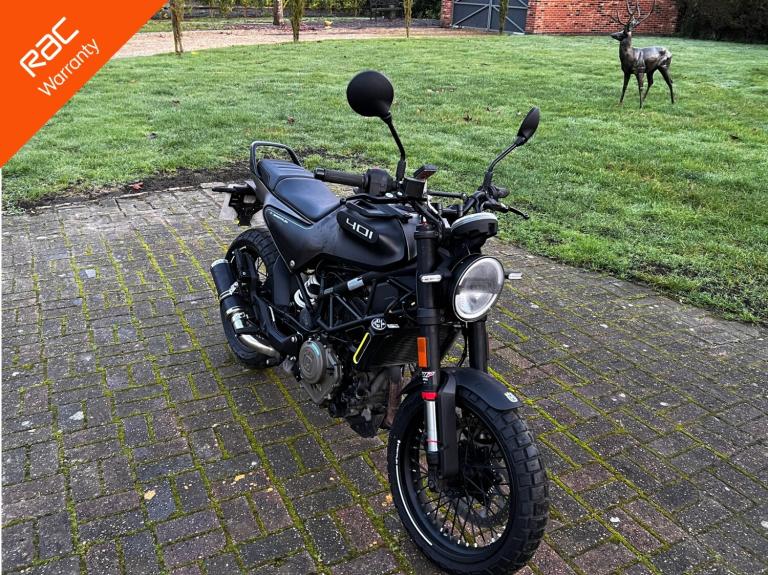 2022 Husqvarna SVARTPILEN 401 Black Arrow  Petrol Manual