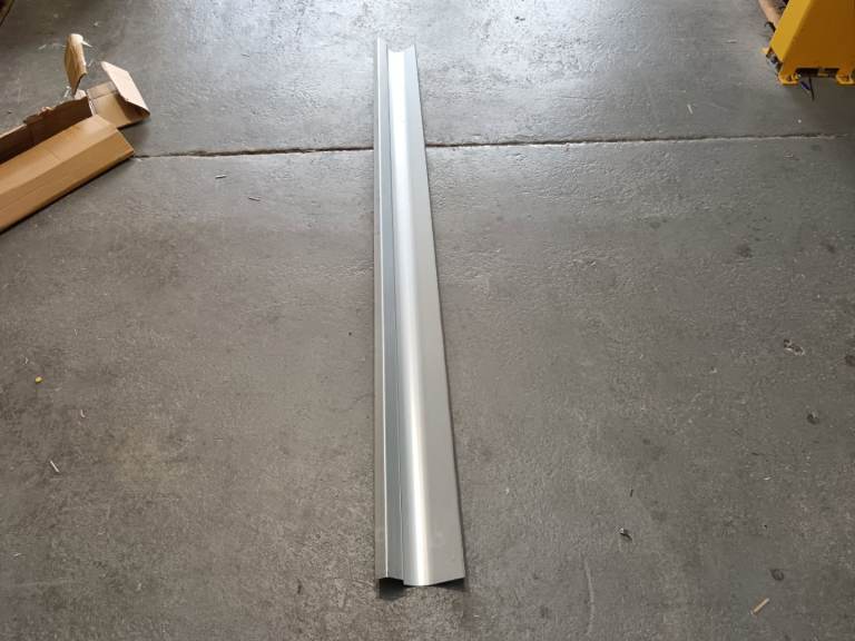 Peugeot 207 - lower sill repair drivers side