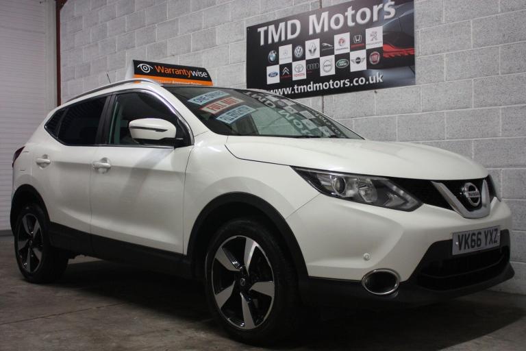 image for 2016 Nissan Qashqai 1.5 dCi N-Connecta 5dr HATCHBACK DIESEL Manual