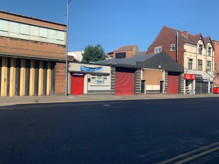 INDUSTRIAL/WORKSHOP UNIT TO LET  -  HOCKLEY B19 1DP - MAIN ROAD LOCATION - OUTSIDE CLEAN AIR ZONE