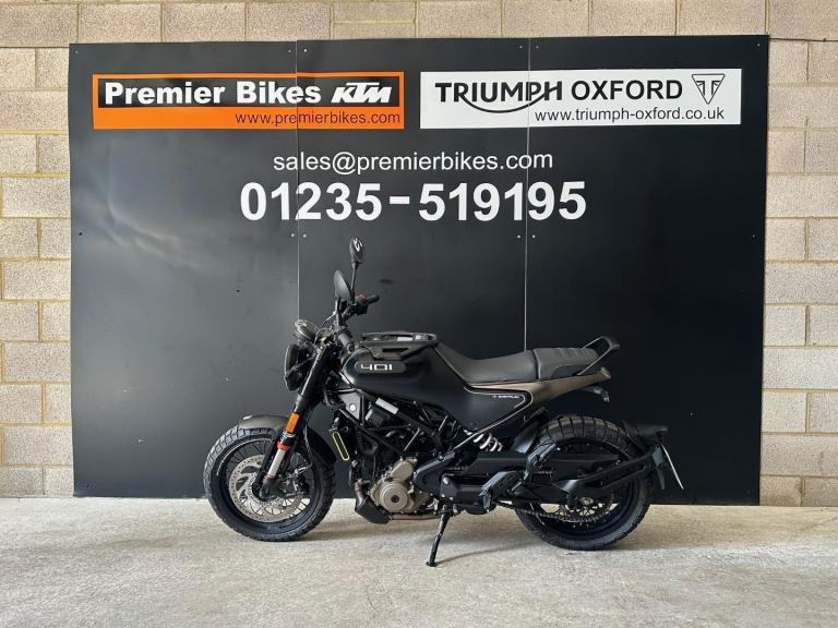 STUNNING ONE OWNER 2023/23 HUSQVARNA SVARTPILEN 401 MOTORYCYCLE