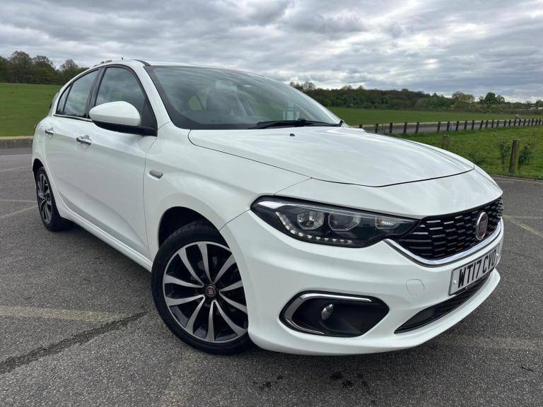 2017 Fiat Tipo 1.4 MPI Lounge Euro 6 5dr HATCHBACK Petrol Manual
