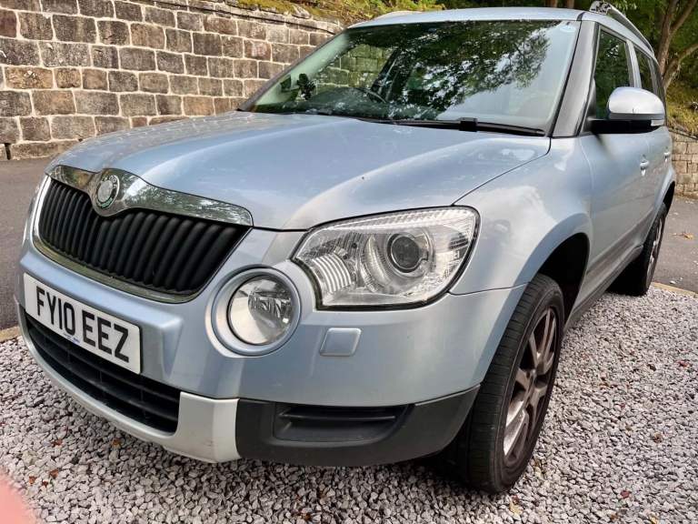 Skoda, YETI, Hatchback, 2010, Manual, 1968 (cc), 5 doors