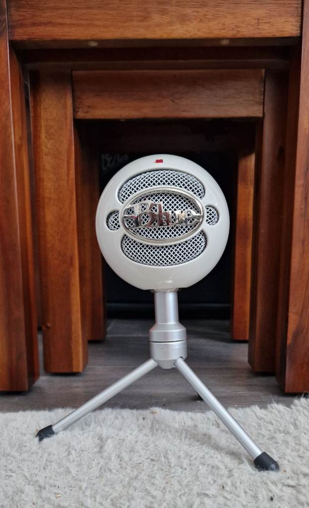 Blue Snowball iCE USB Microphone – White