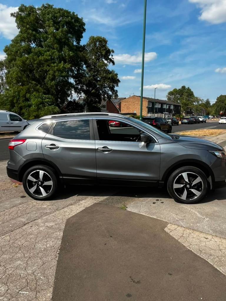Nissan, QASHQAI, Hatchback, 2015, Manual, 1197 (cc), 5 doors
