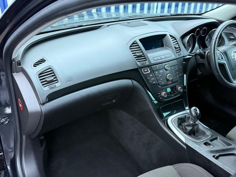 2012 Vauxhall Insignia 2.0 CDTi [160] ecoFLEX SRi 5dr [Start Stop] ESTATE DIESEL Manual