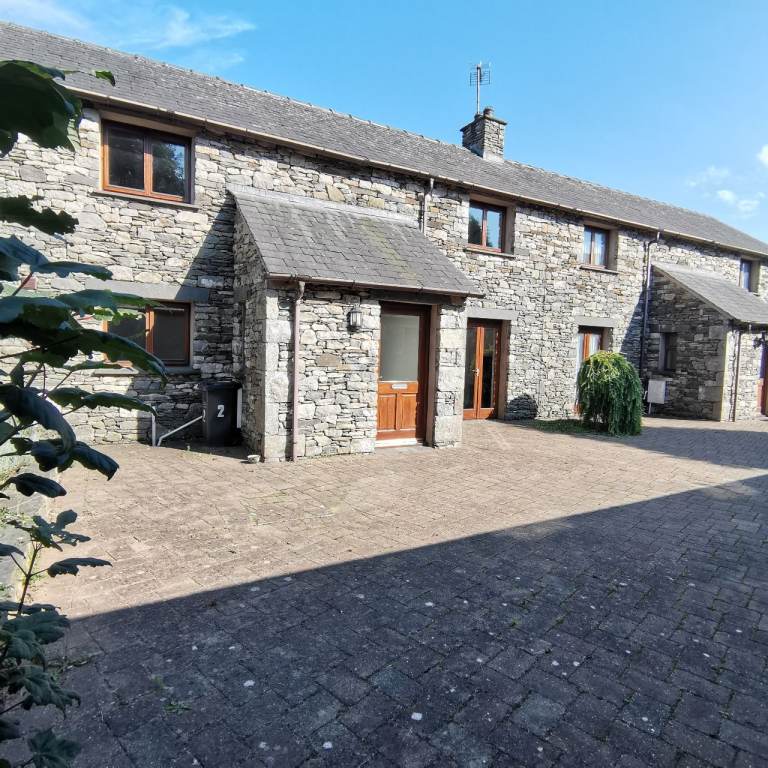 2 Bedroom Furnished House