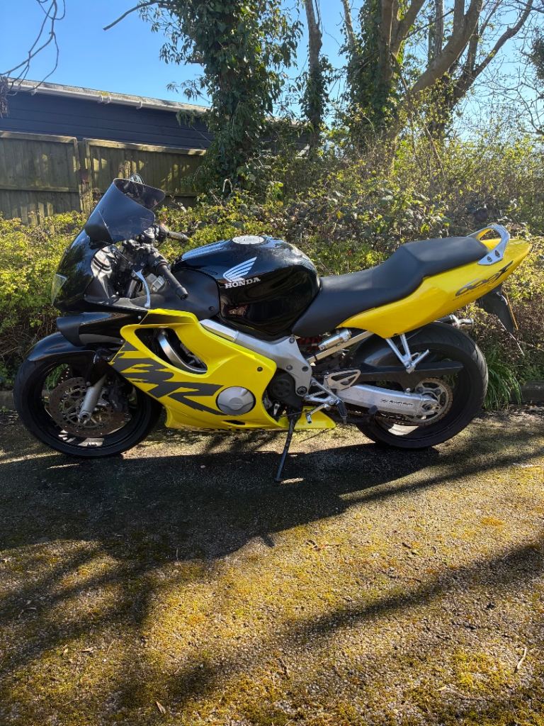 Honda, CBR 600f 2000, 599 (cc)