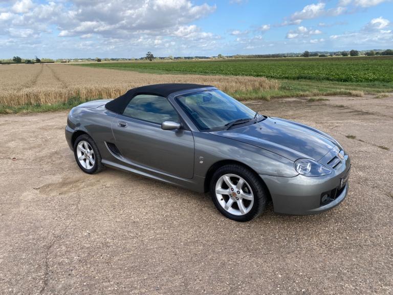 2002 MG MGF 1.8 135 16v 2dr CONVERTIBLE Petrol Manual