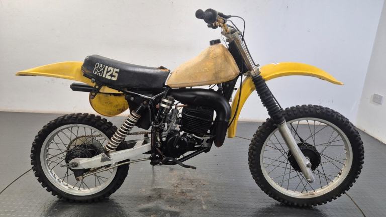 SUZUKI RM125 1979 TWINSHOCK  2-STROKE MOTOCROSS BIKE *RUNS AND RIDES*