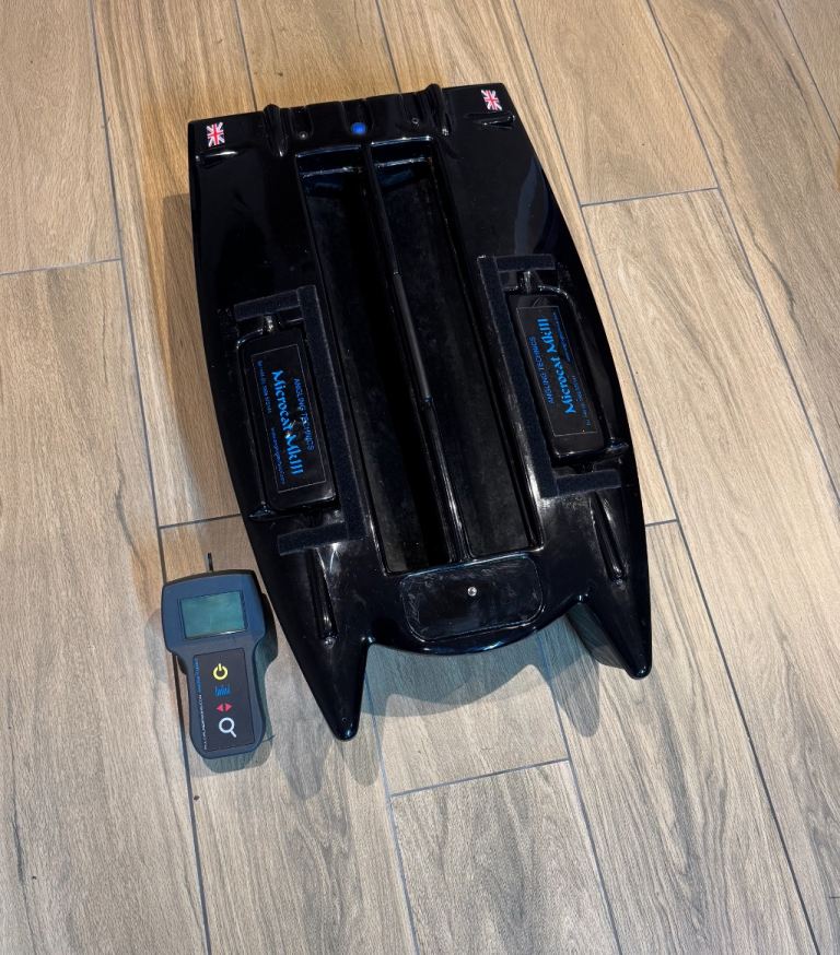 Angling Technics Microcat Mk3 with Echo