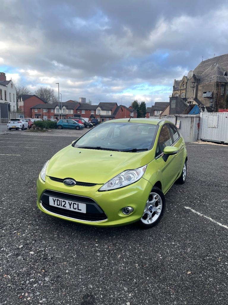 Ford, FIESTA, Hatchback, 2012, Manual, 1242 (cc), 5 doors