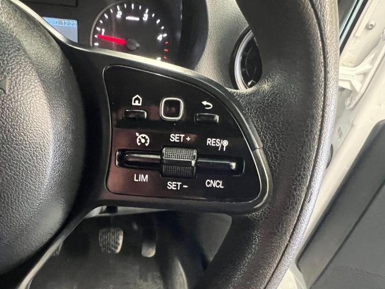 2021 Mercedes-Benz Sprinter 3.5t Progressive Crew Cab Tipper CHASSIS CAB DIESEL Manual