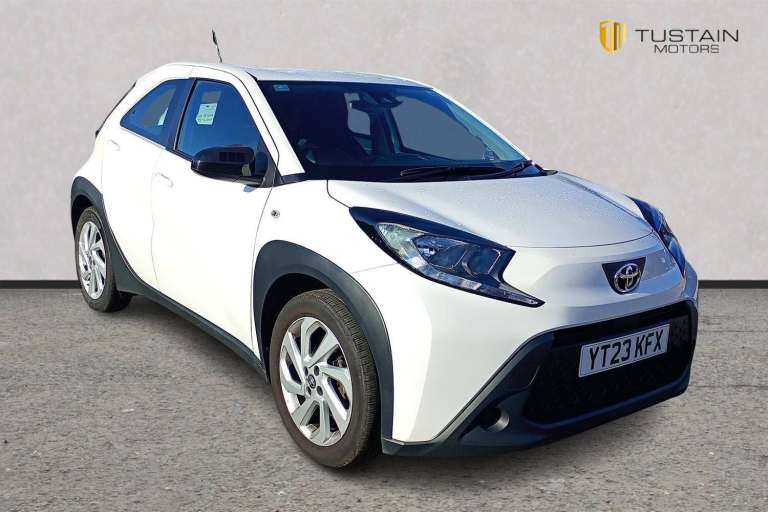 Toyota Aygo X 1.0 Vvt I Pure Hatchback 5dr Petrol Manual Euro 6 s/s 72 Ps