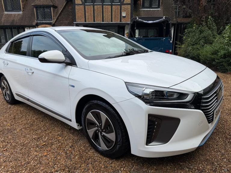 2018 HYUNDAI IONIQ PREMIUM HEV S-A 