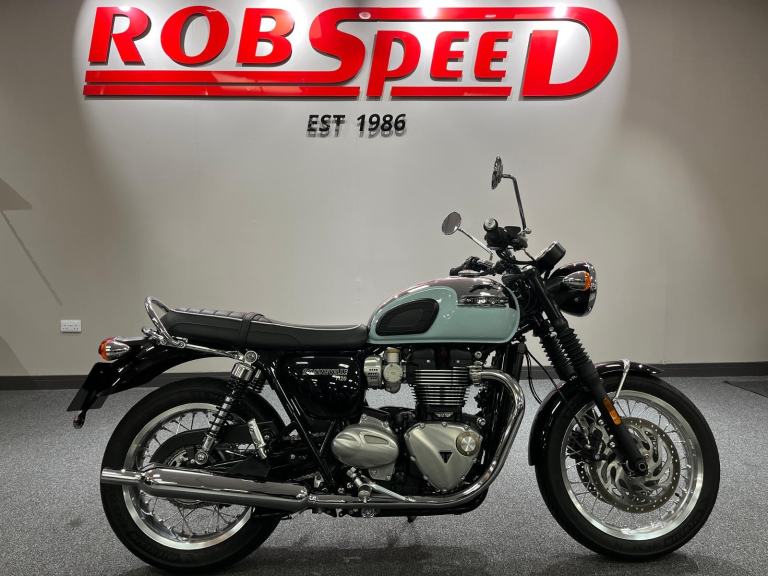 Triumph Bonneville T120, 2023