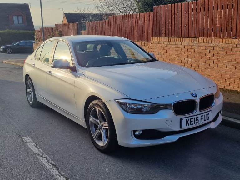 BMW 318D SALOON SAT NAV (2015)