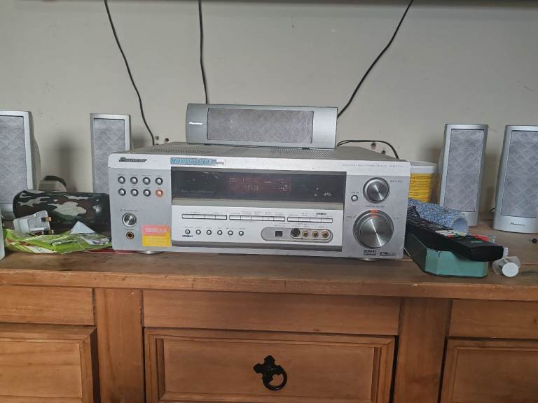 Pioneer Stereo System with Speakers and Remote – Good Condition