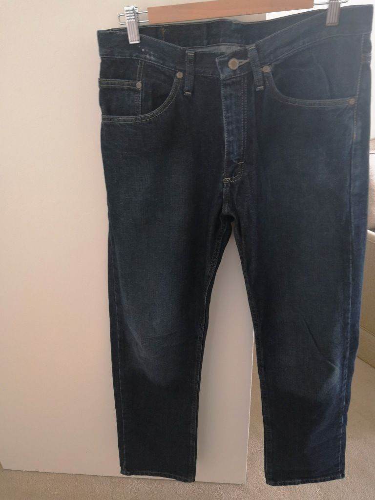Dark Blue Mens Jeans – Good Condition