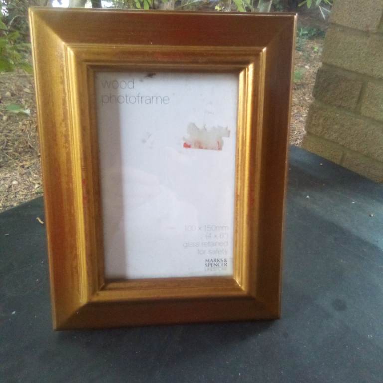 M&s brand new wood bronzed effect photo frame 4x6 inches
