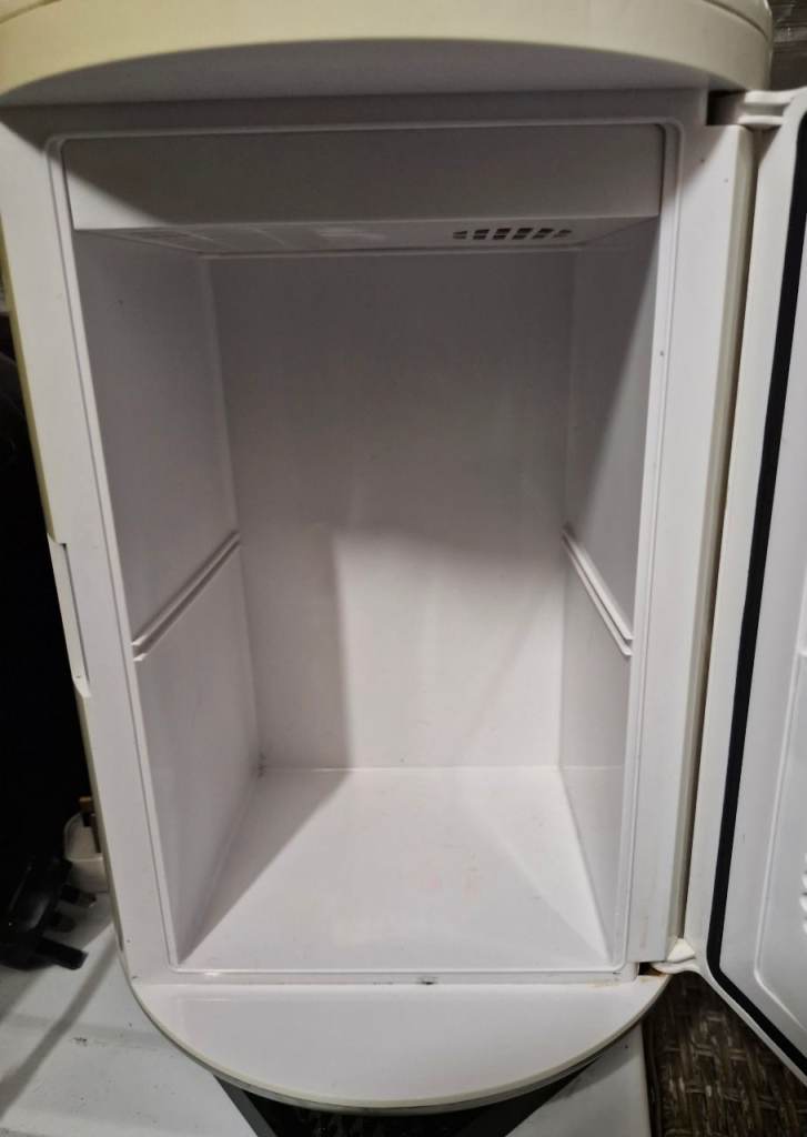Retro Budweiser can fridge good clean working condition