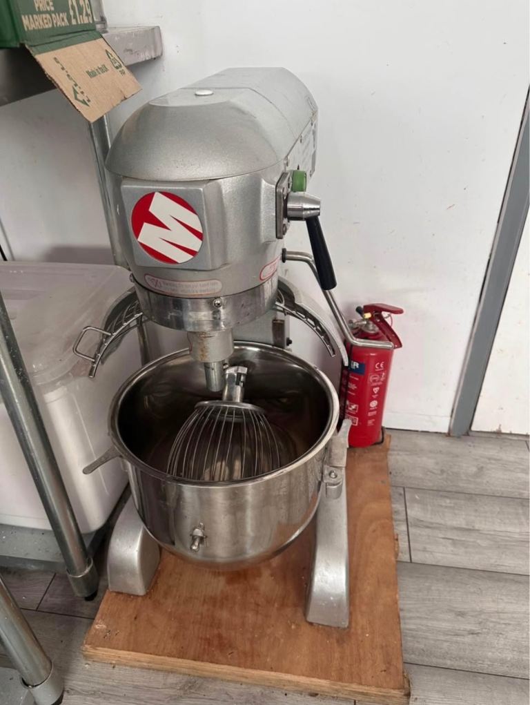 Commercial master mixer