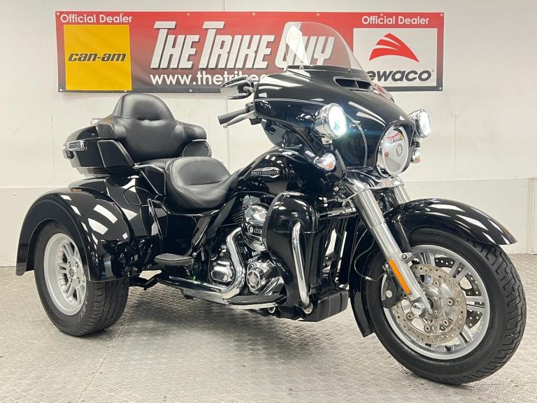 2015 Harley-Davidson Tri Glide 103 Trike - 20,000 Miles