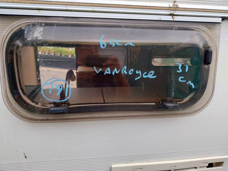 92 vanroyce caravan kitchen window 