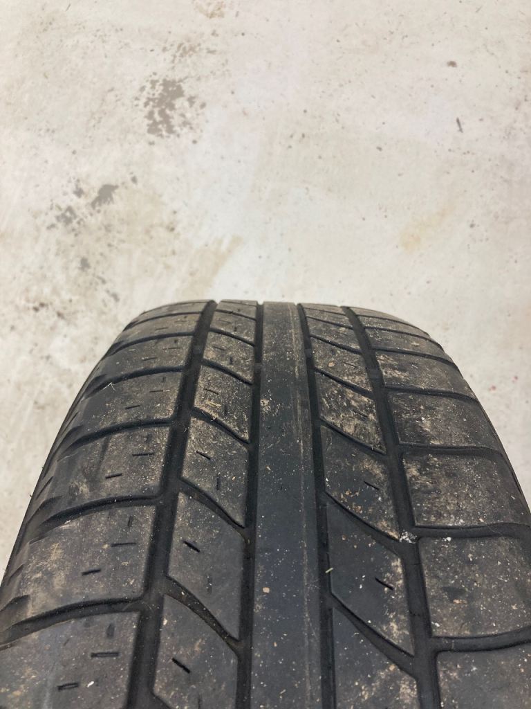 Freelander 2 alloy and tyre