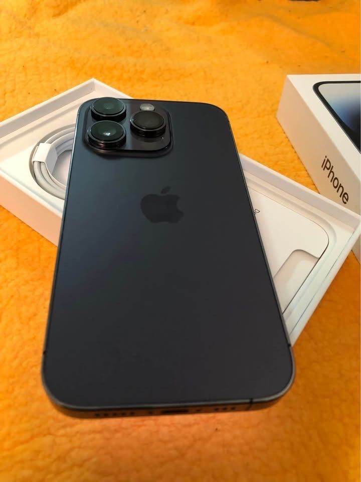 New condition iPhone 14 Pro purple 128gb unlocked in box