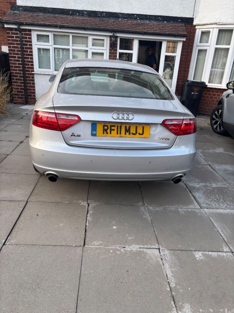 Audi, A5, Hatchback, 2011, Semi-Auto, 1984 (cc), 5 doors