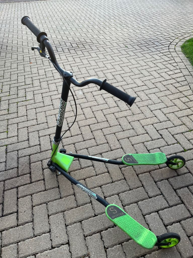 Y flicker Sporter 2 scooter / wiggle scooter