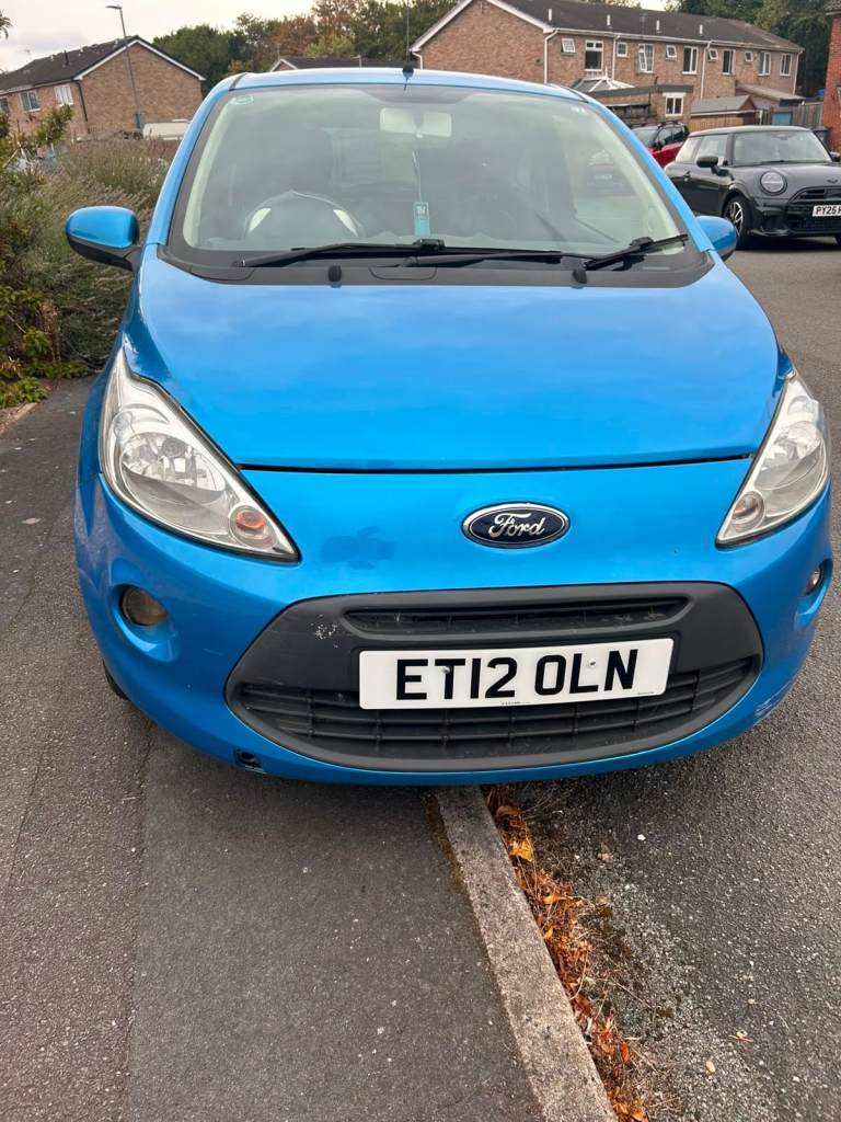 Ford, KA, Hatchback, 2012, Manual, 1242 (cc), 3 doors
