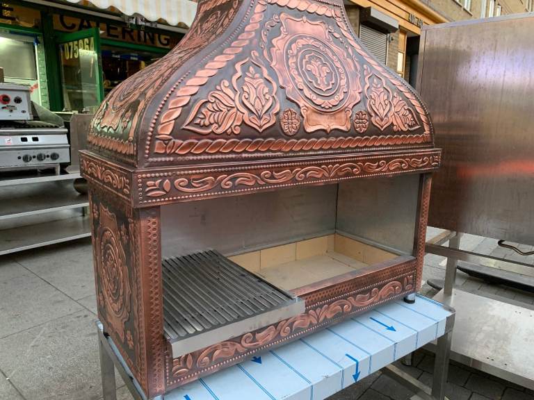 CATERING COMMERCIAL KITCHEN  NEW Copper Barbeque Grill with Hood –CAFE RESTAURANT TAKE AWAY SHOP