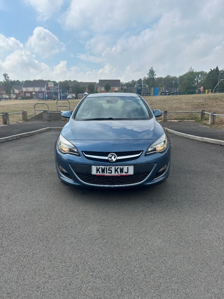 Vauxhall, ASTRA, Hatchback, 2015, Manual, 1598 (cc), 5 doors