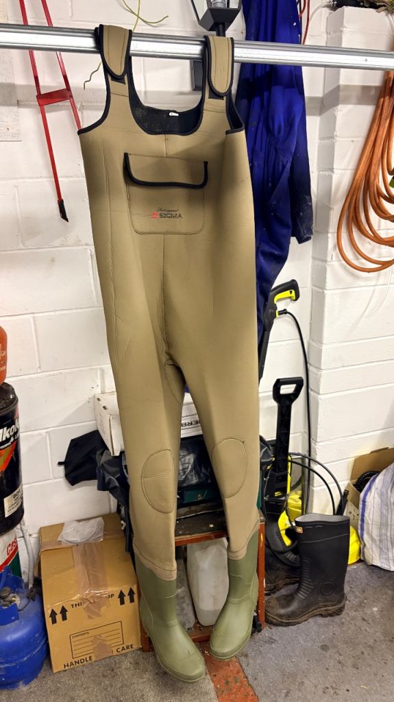 Neoprene Fishing Waders with Boots – Beige, Good Condition