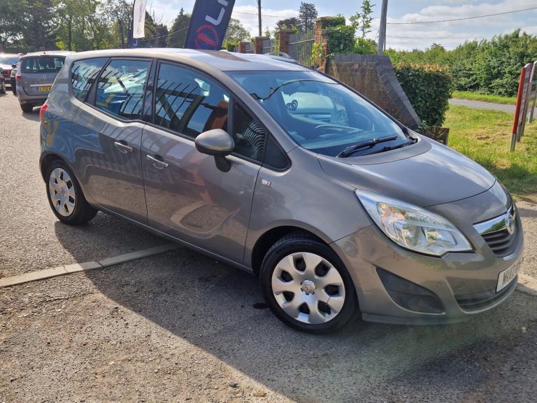 2012 Vauxhall Meriva 1.4i 16V Exclusiv 5dr MPV Petrol Manual