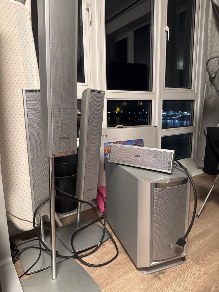 Panasonic Speaker System with subwoofer 