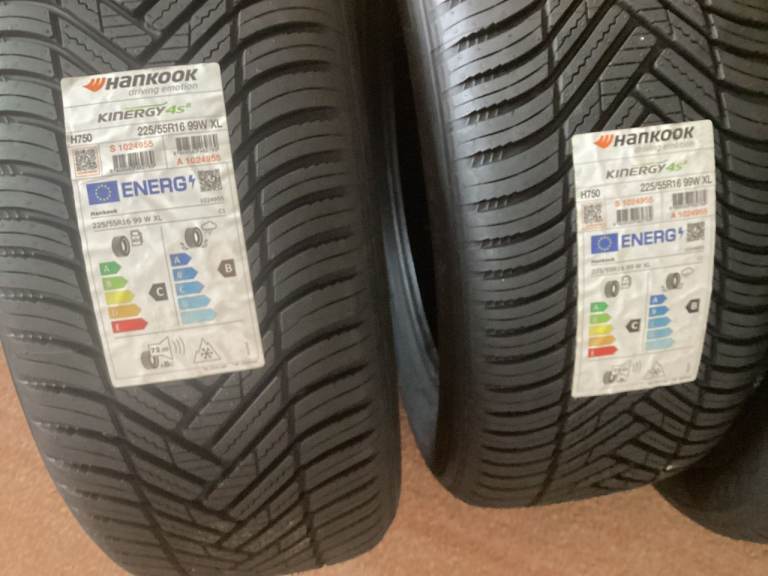 4 New Hankook Kinergy Tyres 225/55R16