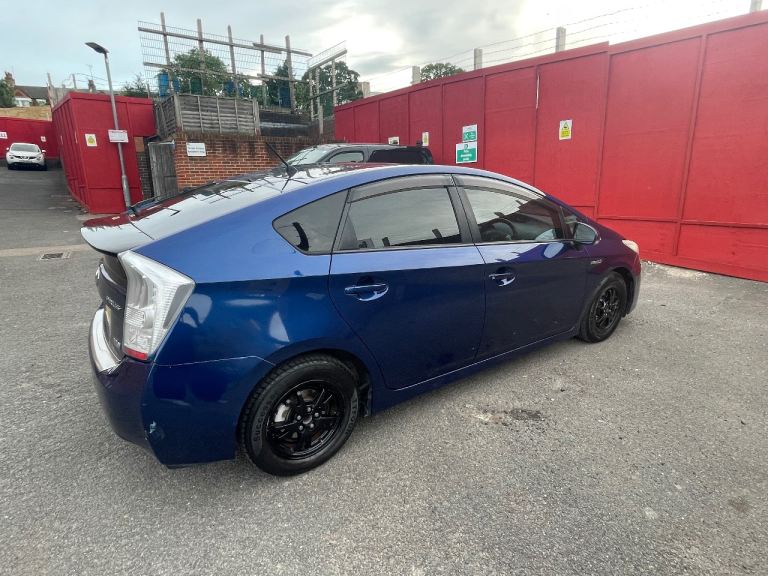 Toyota, PRIUS HYBRID, 2011, 1797 (cc)