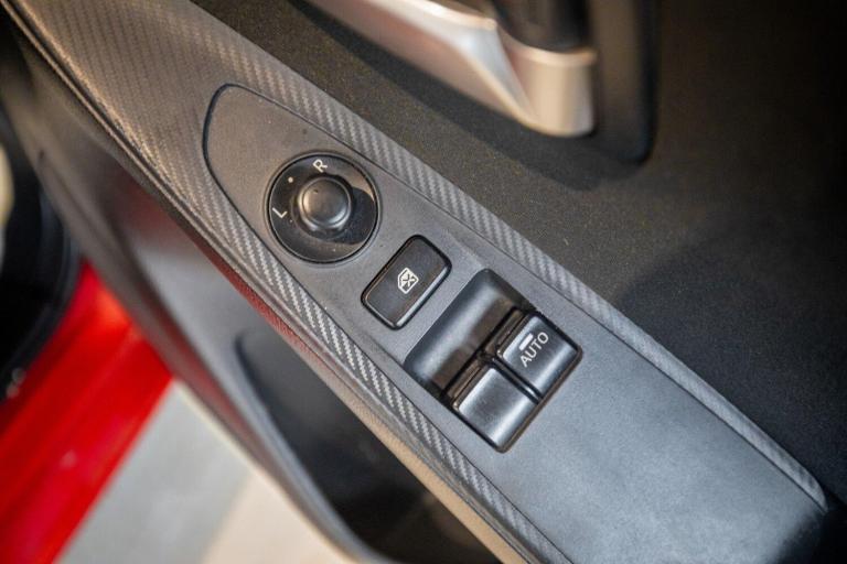 2015 Mazda Mazda2 1.5 75 SE 5dr HATCHBACK PETROL Manual