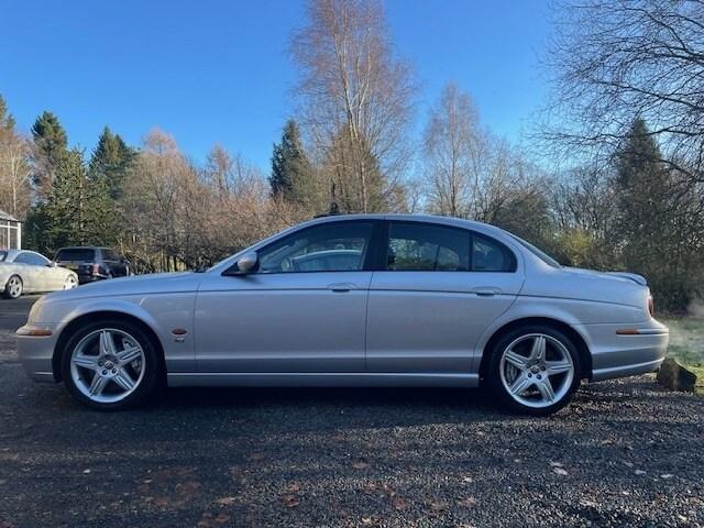 2002 Jaguar S-Type 4.2 V8 R 4dr Auto SALOON Petrol Semi Automatic