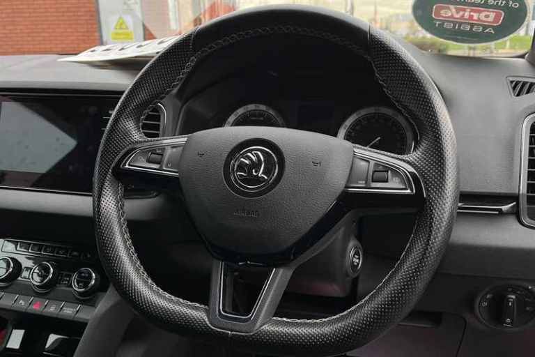 2019 Skoda Karoq 2.0 TDI Sport Line 4x4 5dr ESTATE DIESEL Manual