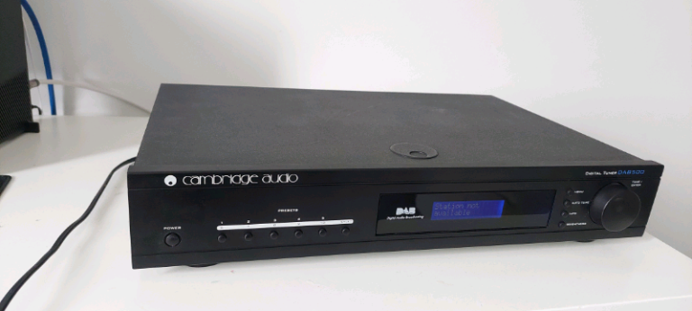 CAMBRIDGE AUDIO DIGITAL TUNER DAB 500