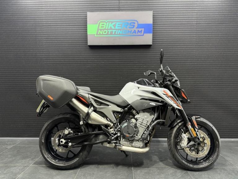 KTM 790 Duke 2024 *touring spec, 1446 miles, Quick shifter*