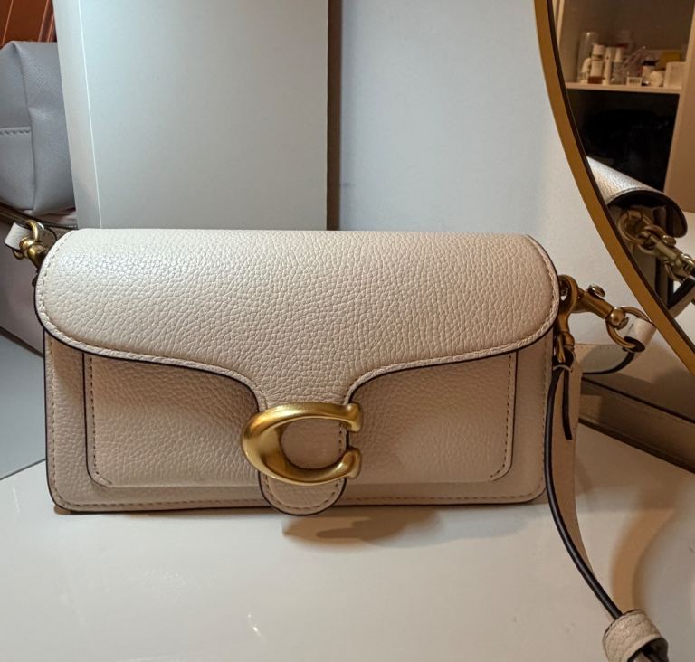 Coach tabby bag 20